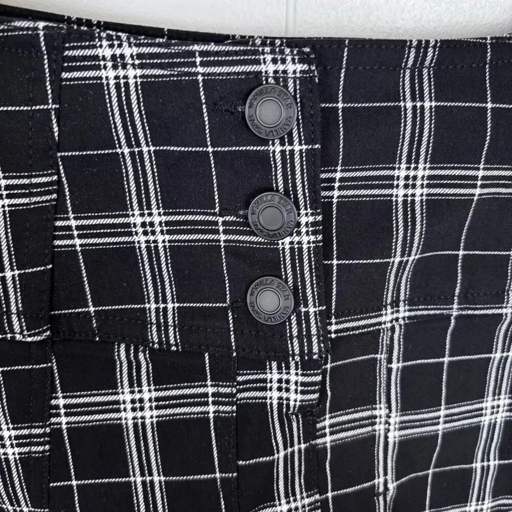 VTG Y2K‎ Plaid Mini Skirt Pleated Button Front Black White Sz Small Vanilla Star